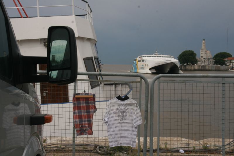 Mein Standort zu Sylvester: Hafengegend am Puerto Madero