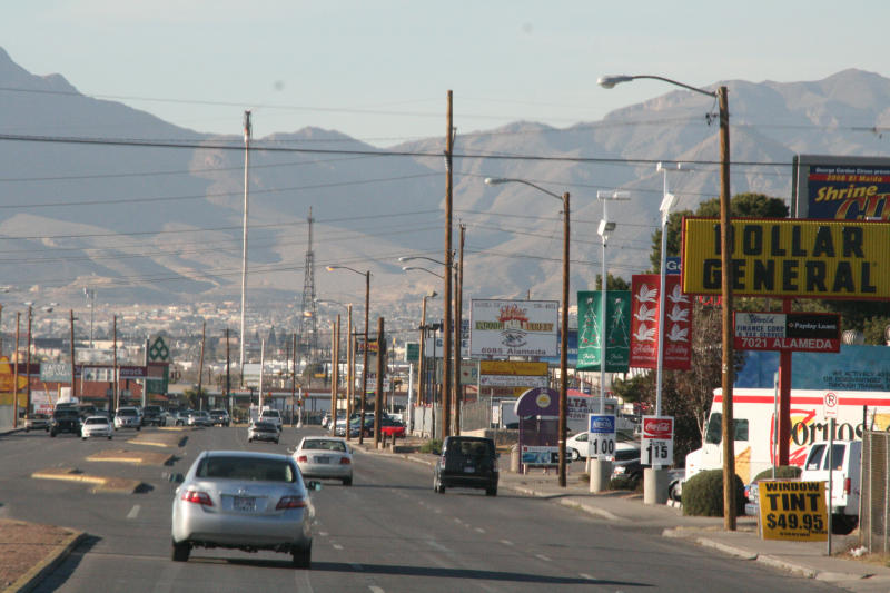 El Paso, Wstenstadt, border-town, busy