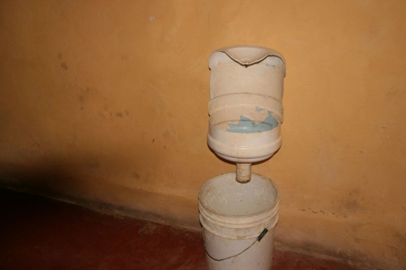 Eco-Camp, Pissoir- recht edel mitten im Dschungel