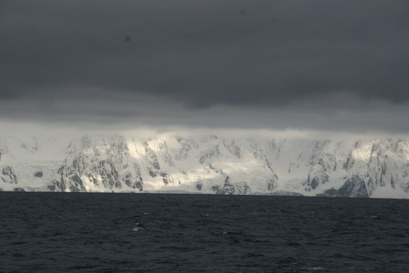 Nach der sehr schaukeligen Drake Passage: Land in Sicht