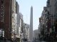 Der Obelisk, das Wahreichen von Buenos Aires, auf der sehr breiten Av 9 de Julio
